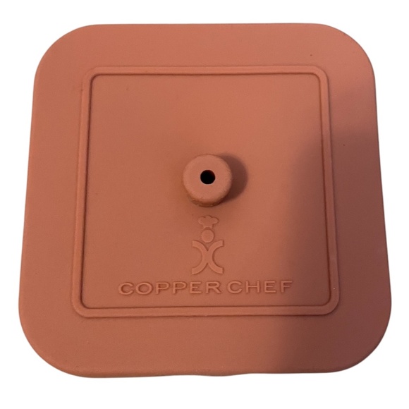 Set Of Four Square Copper Chef Lidded Silicone Ramekins- NEW - Picture 3 of 5